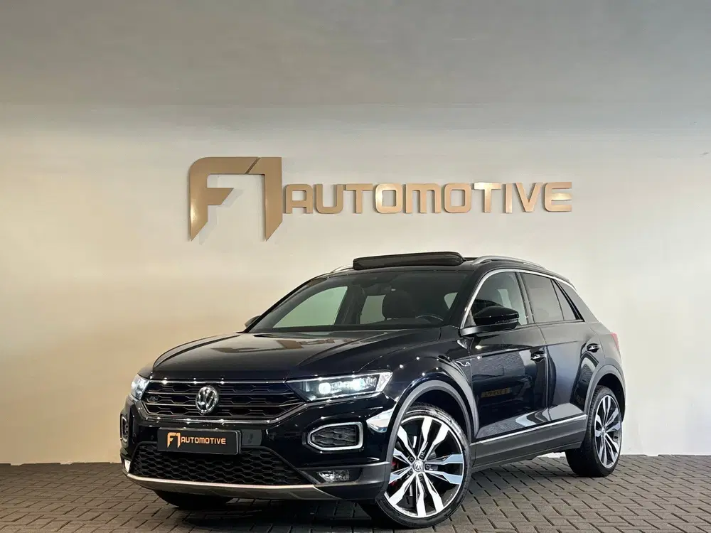 Volkswagen T-Roc 1.5 TSI Sport Pano uit 2020