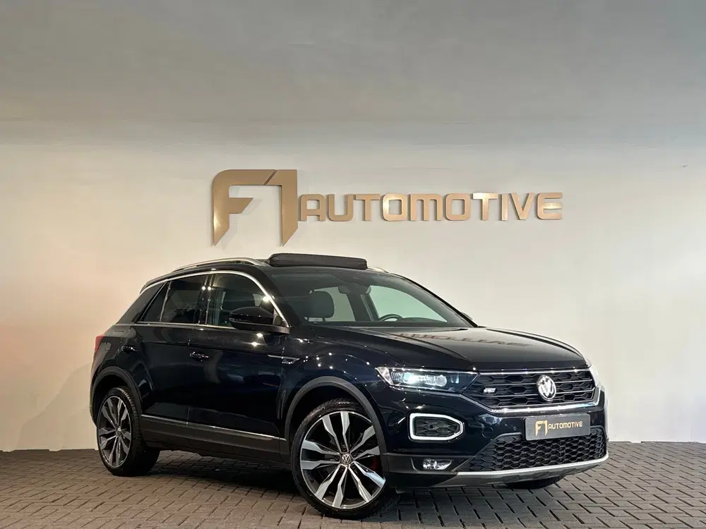 Volkswagen T-Roc 1.5 TSI Sport Pano uit 2020, foto 3
