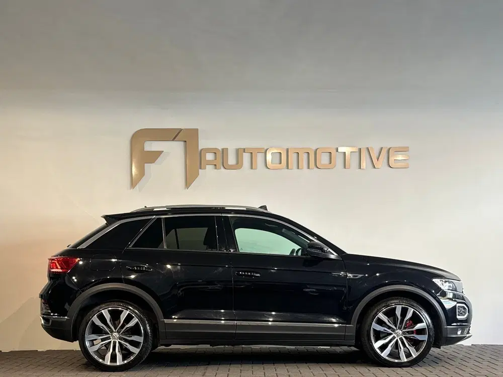 Volkswagen T-Roc 1.5 TSI Sport Pano uit 2020, foto 8