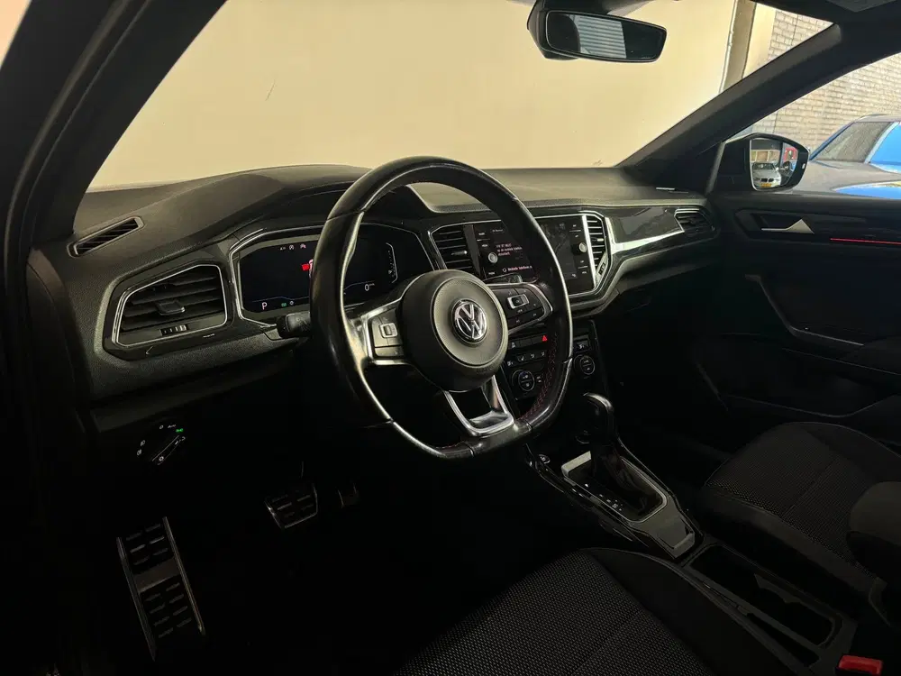 Volkswagen T-Roc 1.5 TSI Sport Pano uit 2020, foto 9