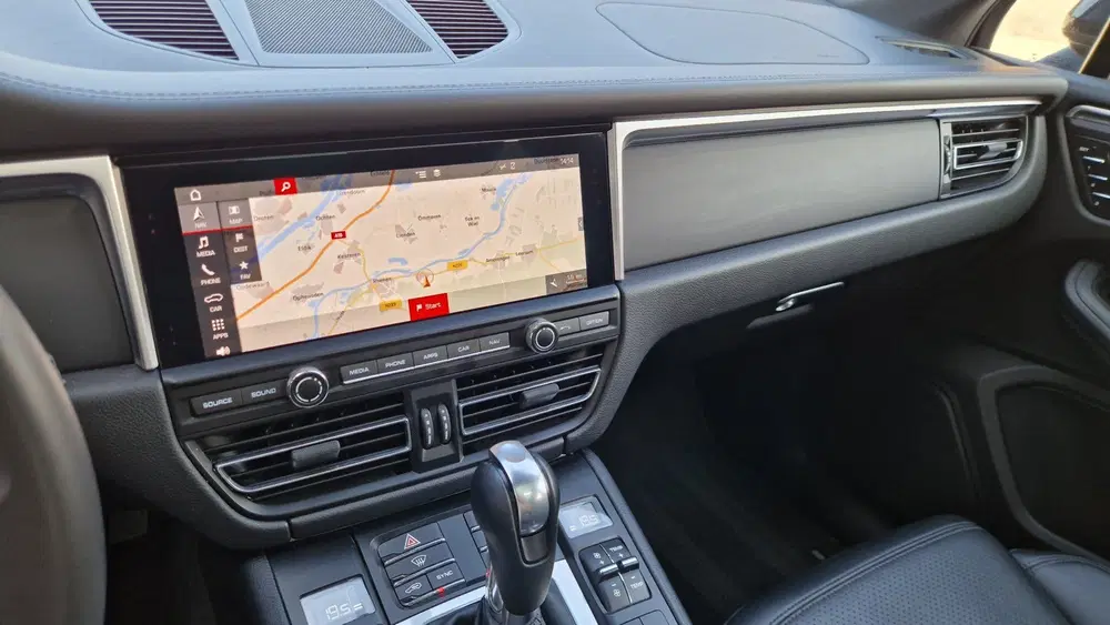 Porsche Macan 2.0 Pano uit 2019, foto 14