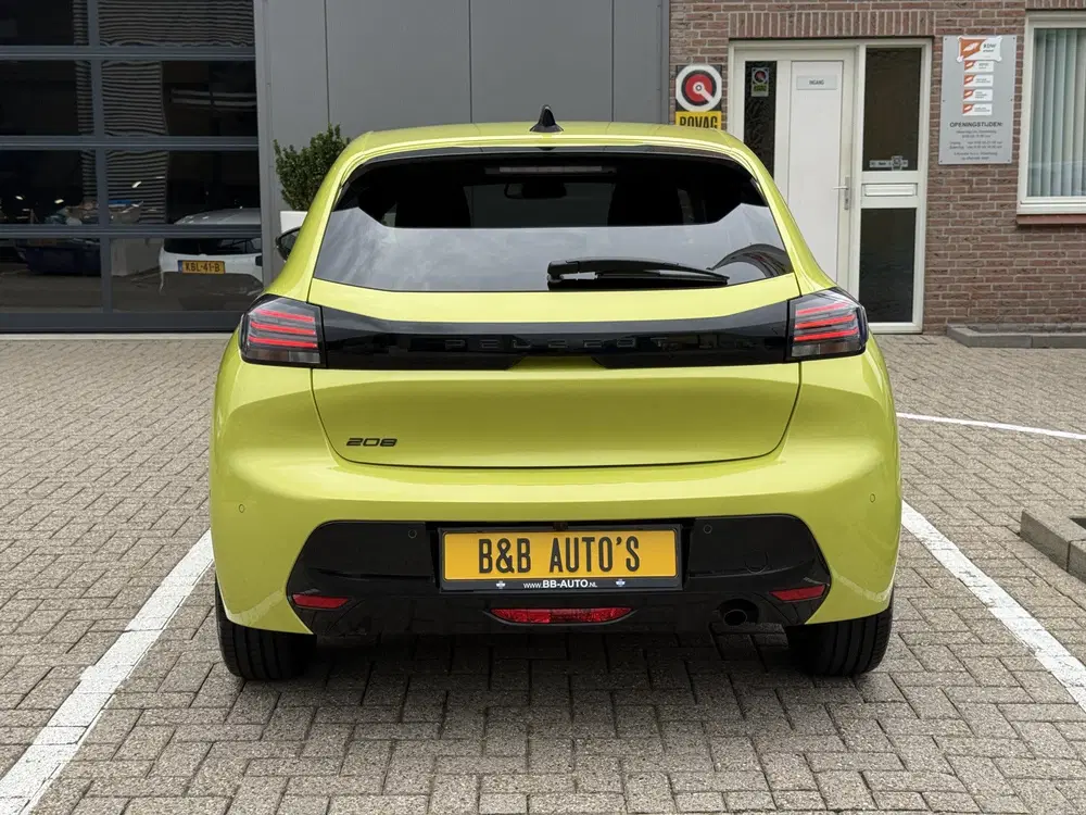 Peugeot 208 1.2 PureTech 100pk Allure Vision-Pack l AC uit 2024, foto 4