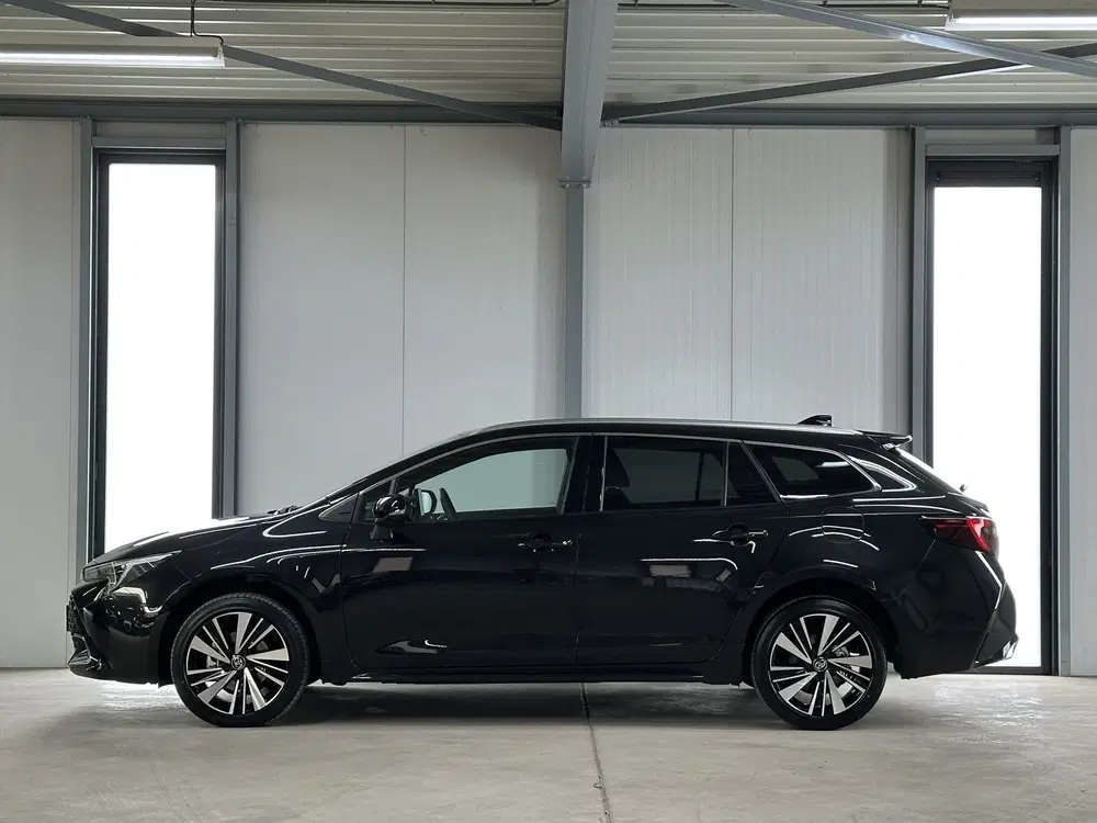 Toyota Corolla Hybrid 140 Dynamic uit 2026, foto 2