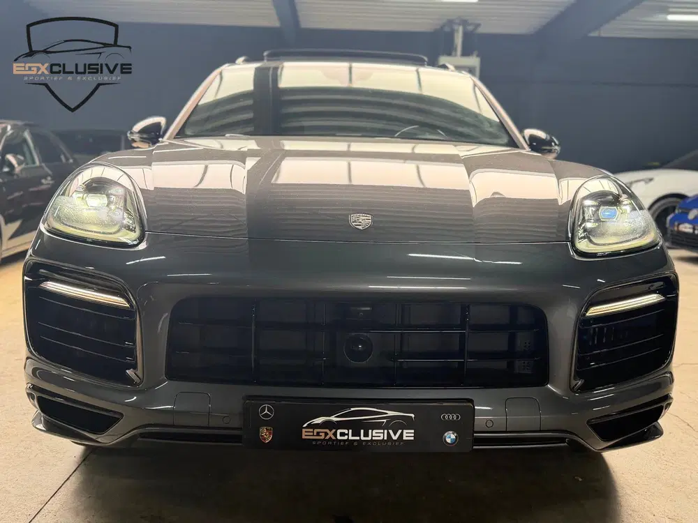 Porsche Cayenne 3.0 E-Hybrid PANO uit 2021, foto 2