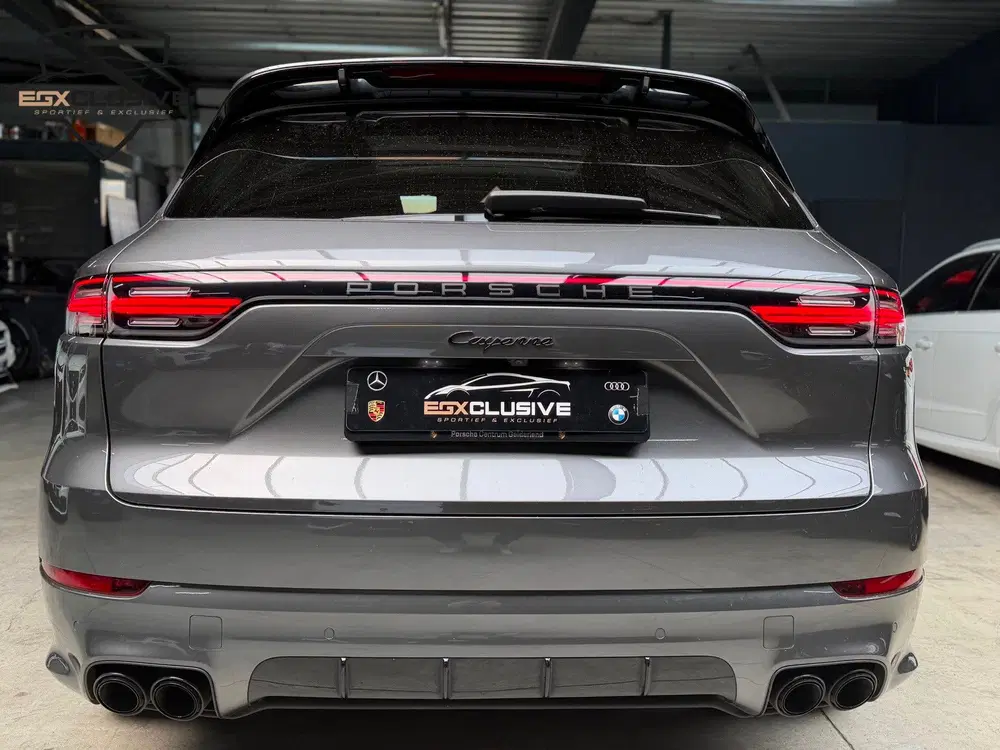 Porsche Cayenne 3.0 E-Hybrid PANO uit 2021, foto 3