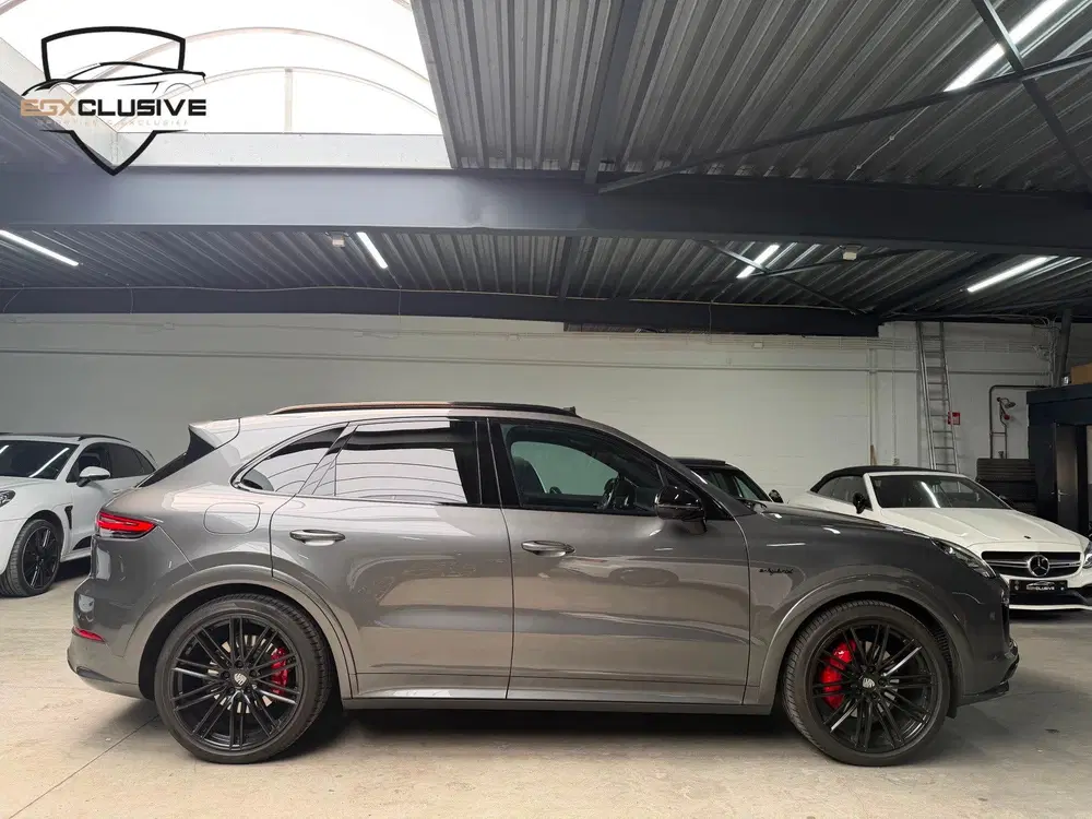 Porsche Cayenne 3.0 E-Hybrid PANO uit 2021, foto 6