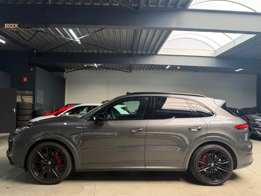 Porsche Cayenne 3.0 E-Hybrid PANO uit 2021, foto 7