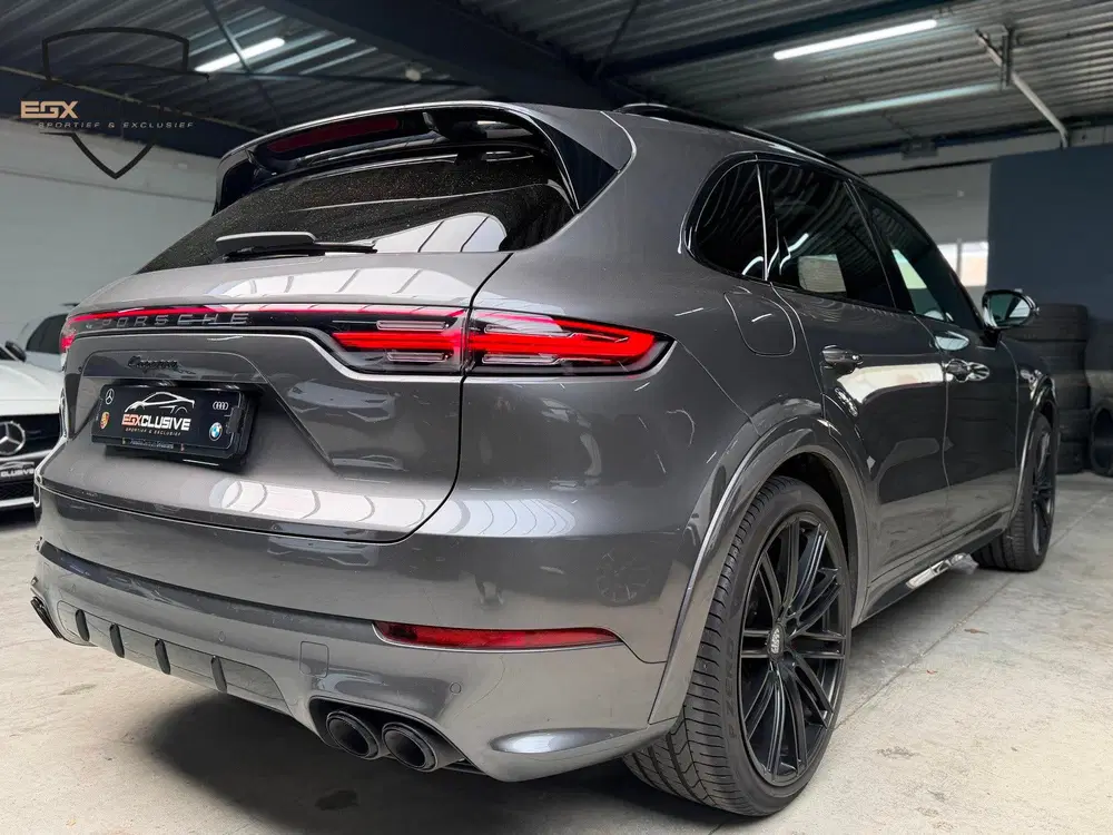 Porsche Cayenne 3.0 E-Hybrid PANO uit 2021, foto 8