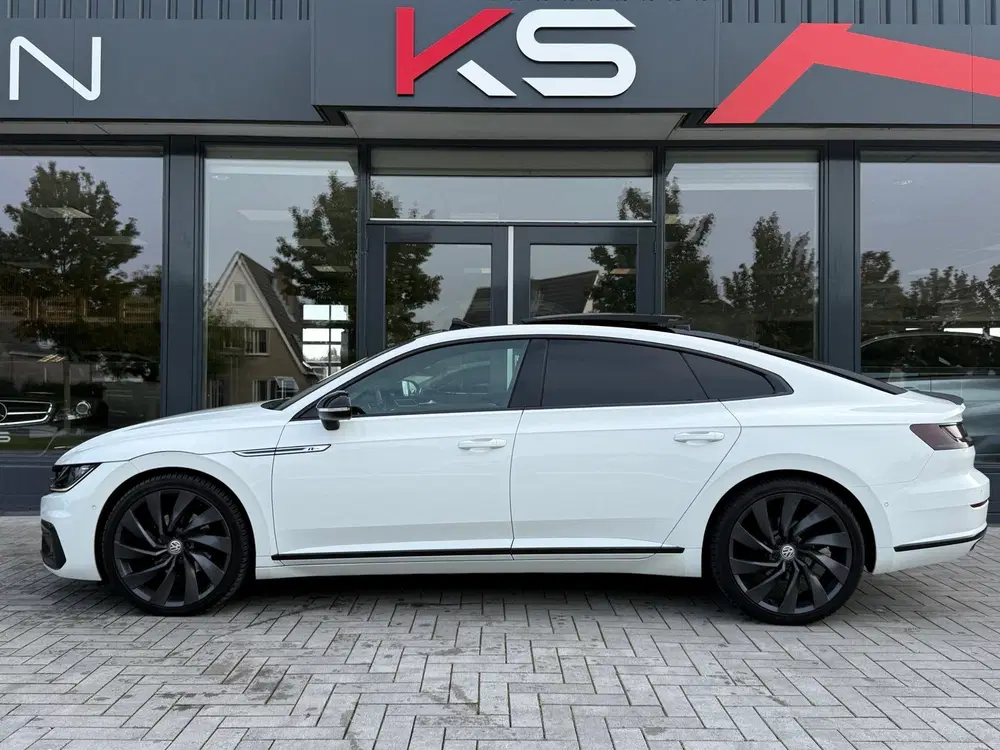 Volkswagen Arteon 2.0 TSI R Line Virtual Pano Keyless Camera uit 2020, foto 11