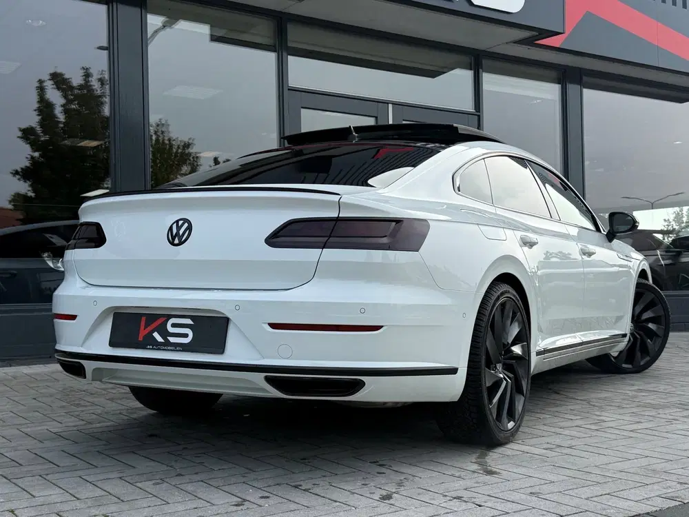 Volkswagen Arteon 2.0 TSI R Line Virtual Pano Keyless Camera uit 2020, foto 12