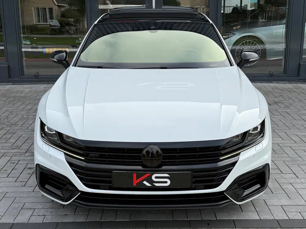 Volkswagen Arteon 2.0 TSI R Line Virtual Pano Keyless Camera uit 2020, foto 3