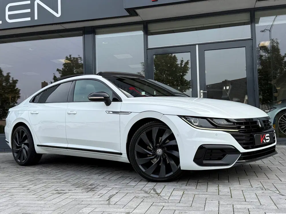 Volkswagen Arteon 2.0 TSI R Line Virtual Pano Keyless Camera uit 2020, foto 6