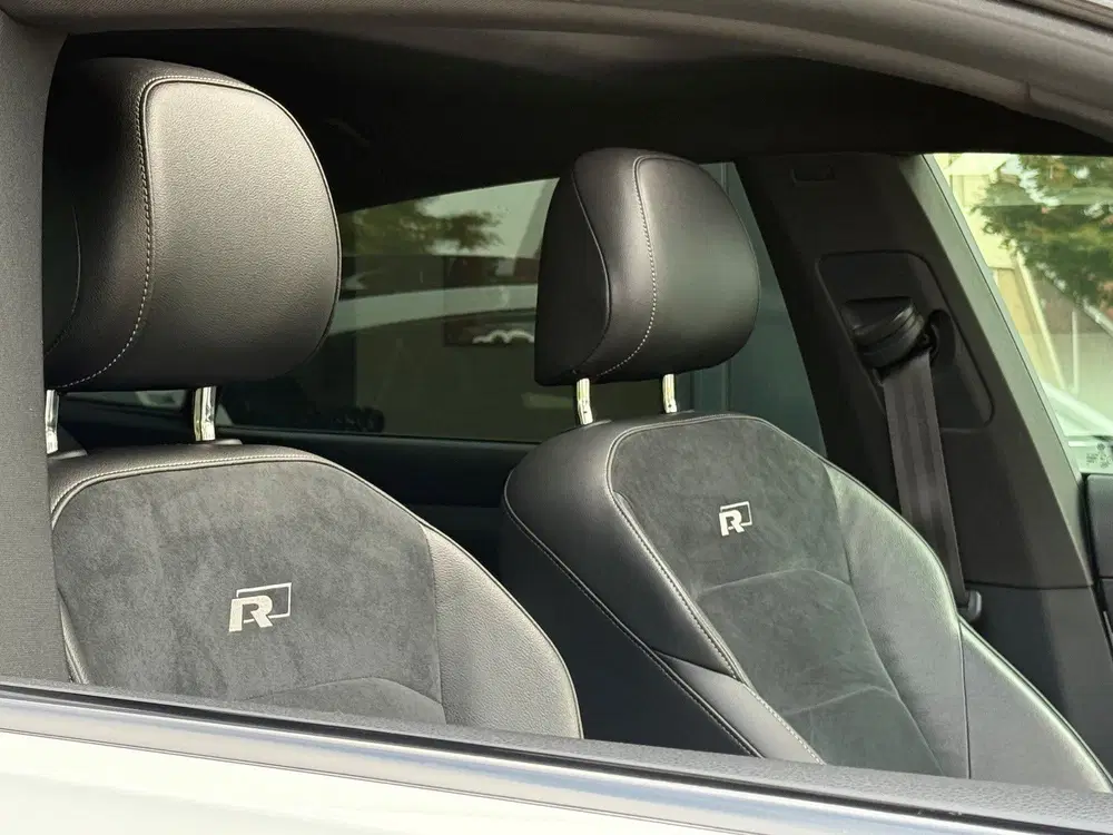Volkswagen Arteon 2.0 TSI R Line Virtual Pano Keyless Camera uit 2020, foto 8