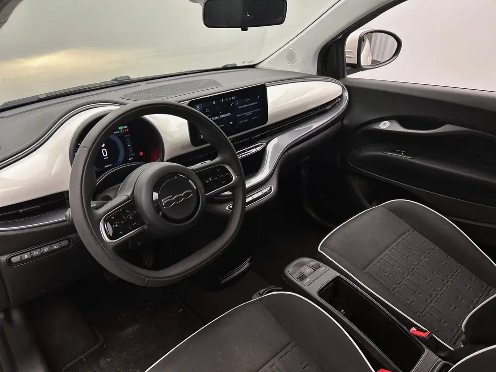 Fiat 500e Icon 24 kWh uit 2024, foto 15