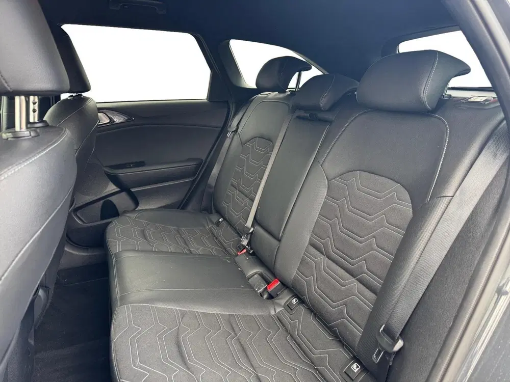 Kia Ceed 1.0 T-GDi MHEV Design Edition uit 2025, foto 9