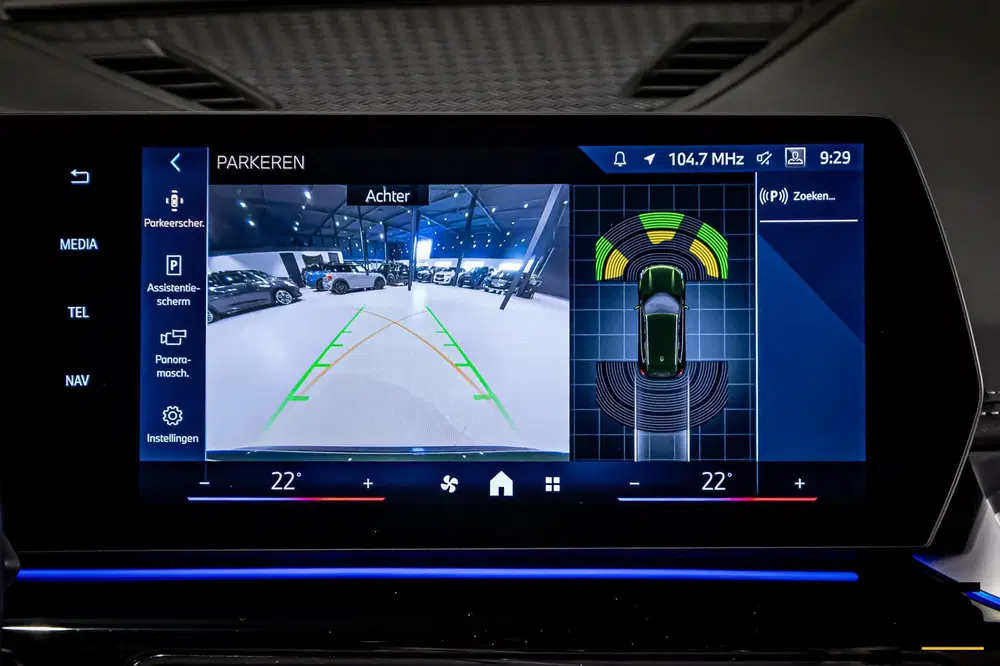 BMW iX1 eDrive30 X-Line uit 2024, foto 7