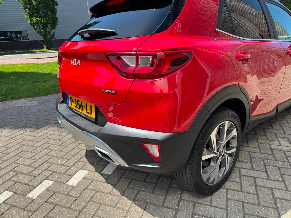 Kia Stonic 1.0 T-GDi MHEV GT-PlusLine 120PK uit 2022, foto 4