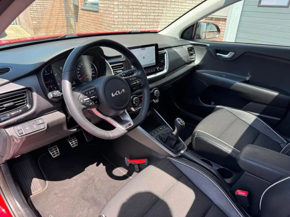 Kia Stonic 1.0 T-GDi MHEV GT-PlusLine 120PK uit 2022, foto 5