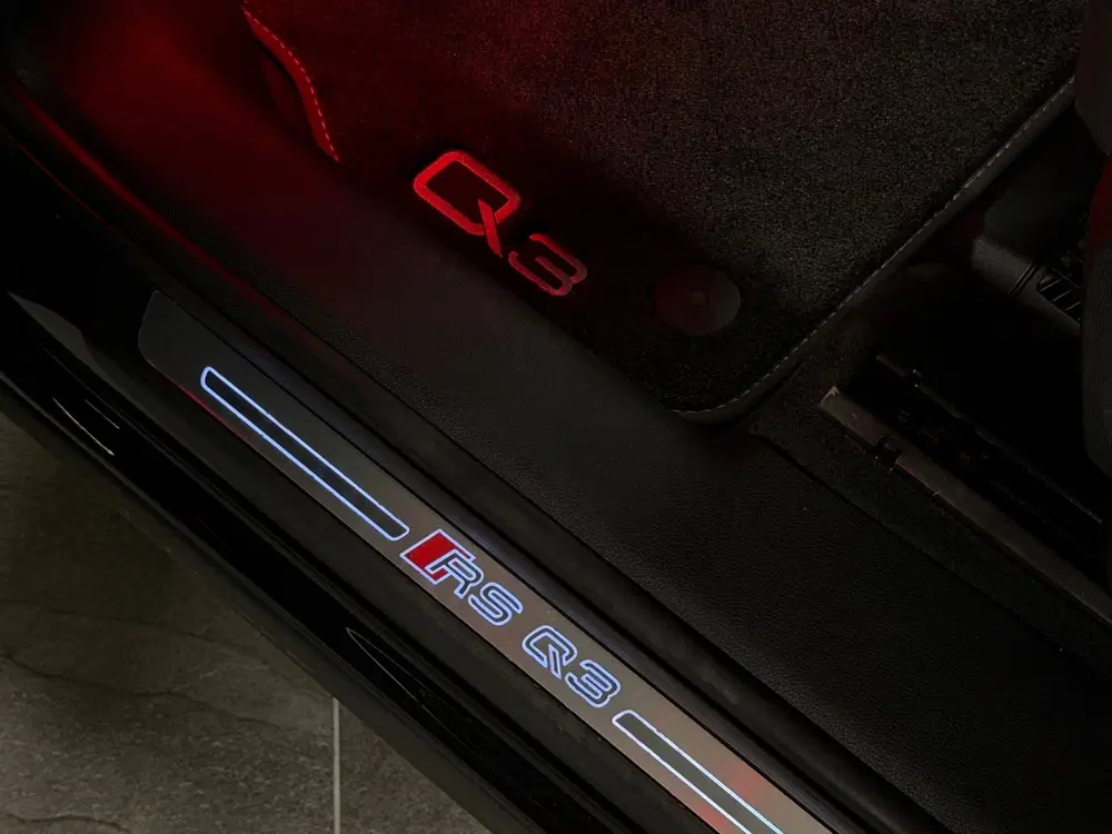 Audi RS Q3 TFSI uit 2020, foto 14