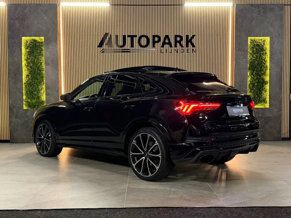 Audi RS Q3 TFSI uit 2020, foto 3