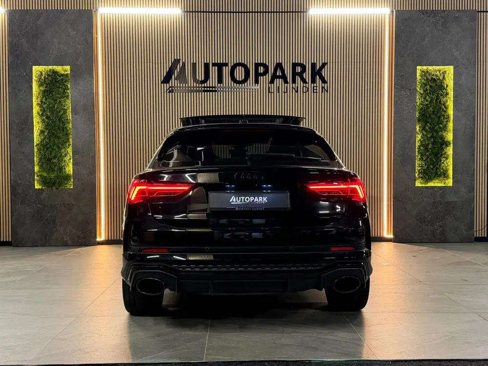 Audi RS Q3 TFSI uit 2020, foto 4