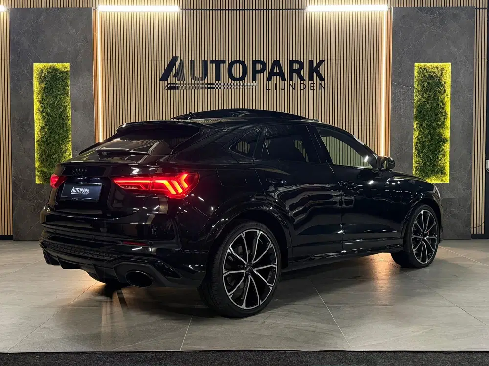 Audi RS Q3 TFSI uit 2020, foto 5