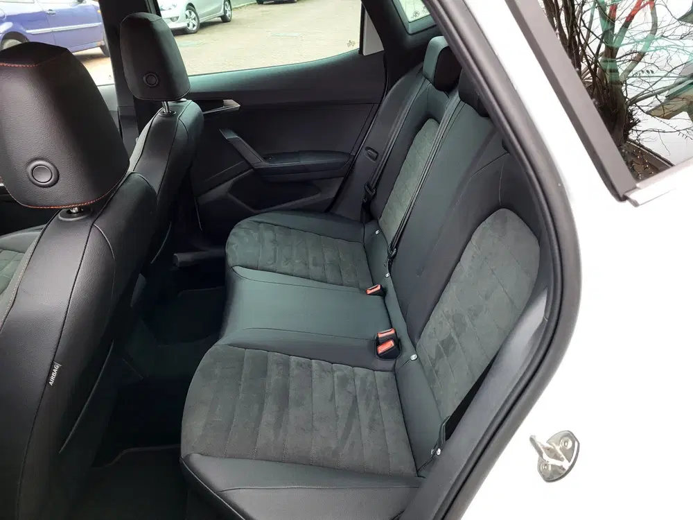 SEAT Arona 1.5 TSI EVO FR Business Intense Plus uit 2025, foto 7