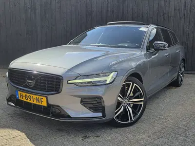 Volvo V60 2.0 T8 Twin Engine AWD R-Design (bj 2020) uit 2020