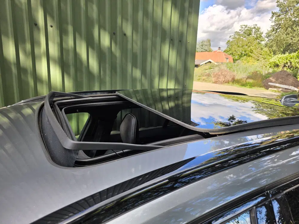 Volvo V60 2.0 T8 Twin Engine AWD R-Design (bj 2020) uit 2020, foto 14