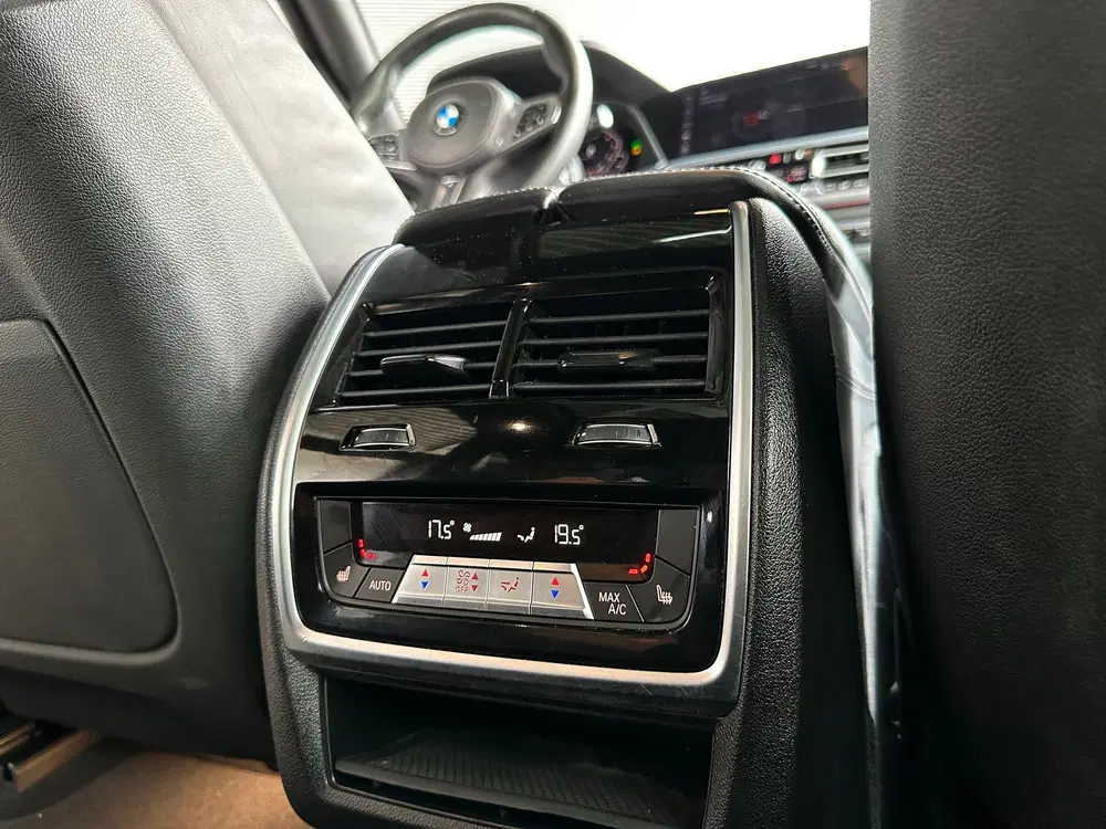BMW X5 45e uit 2020, foto 15
