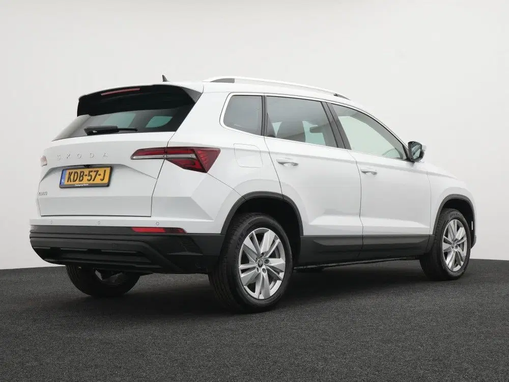 Skoda Karoq 1.5 TSI ACT Business Edition uit 2025, foto 2