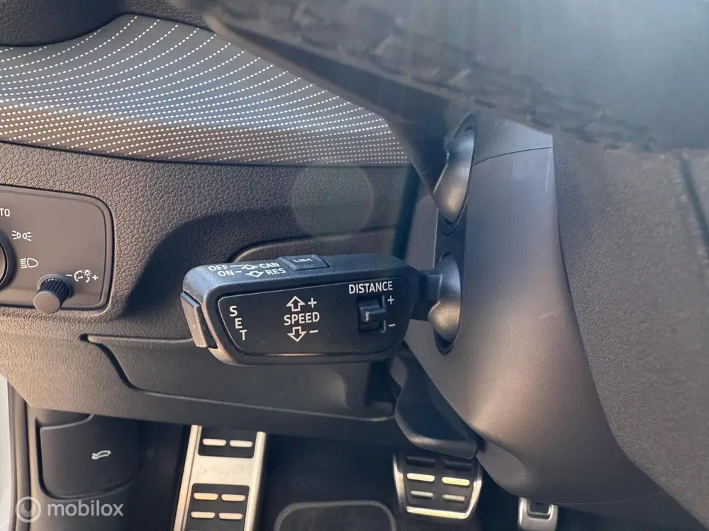 Audi Q2 35 TFSI S-Line uit 2021, foto 11