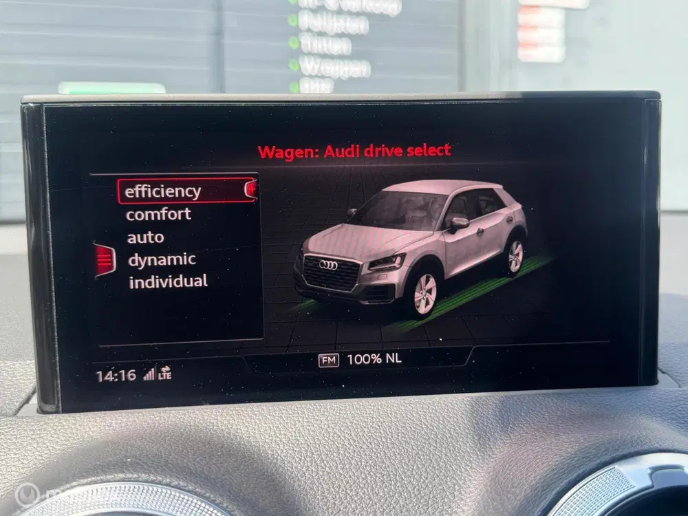 Audi Q2 35 TFSI S-Line uit 2021, foto 15