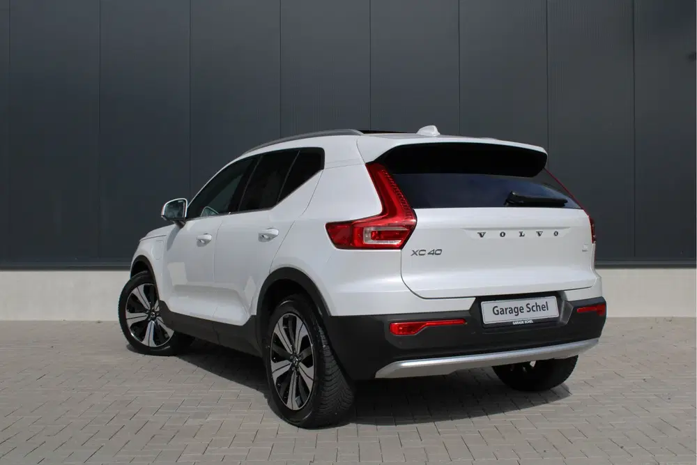 Volvo XC40 1.5 T5 Plug-in hybrid Ultimate Bright uit 2022, foto 8