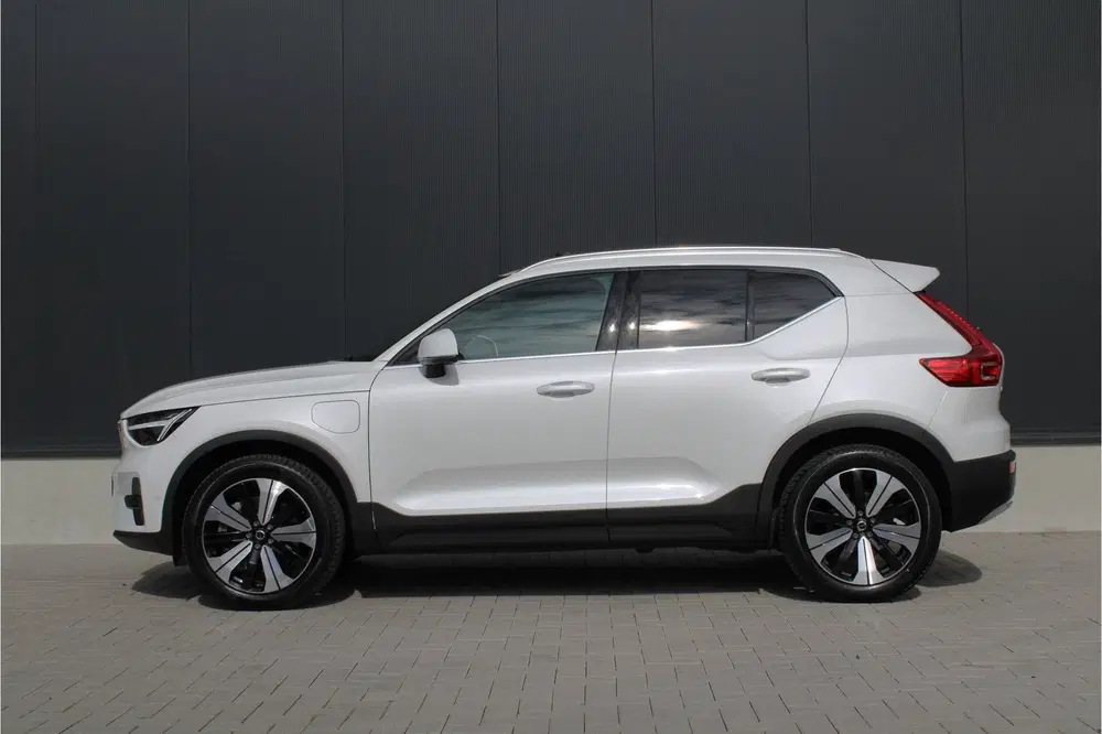 Volvo XC40 1.5 T5 Plug-in hybrid Ultimate Bright uit 2022, foto 9