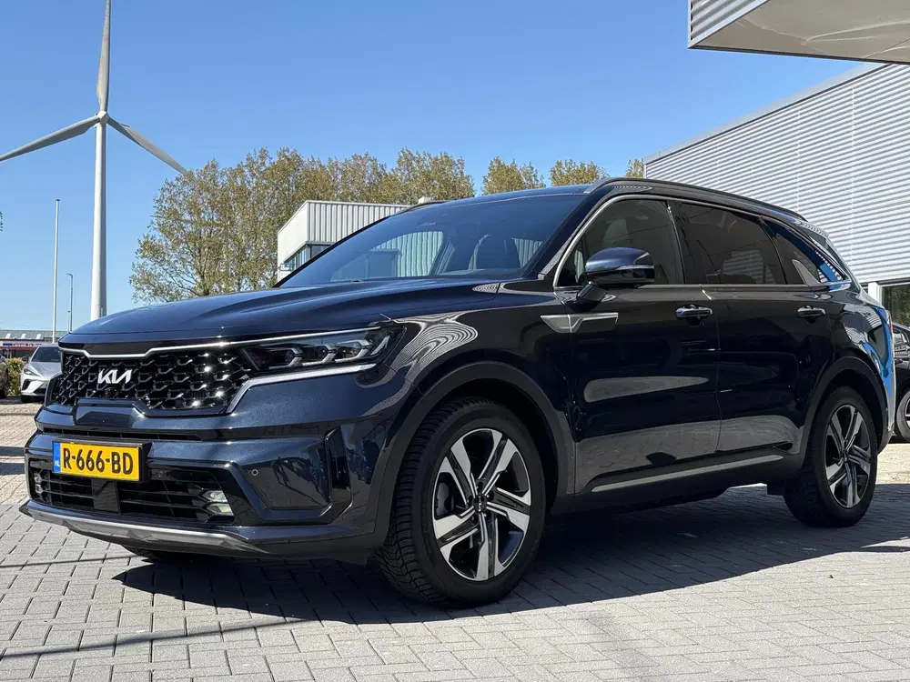 Kia Sorento 1.6 T-GDI Plug-in Hybrid 4WD ExecutiveLine uit 2022, foto 3