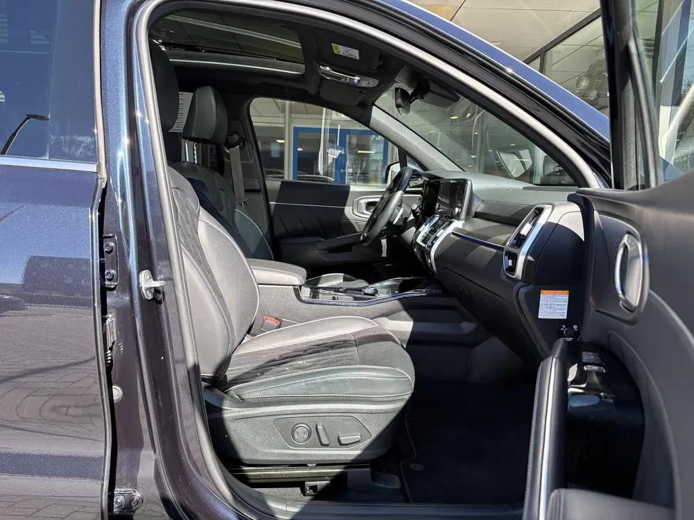 Kia Sorento 1.6 T-GDI Plug-in Hybrid 4WD ExecutiveLine uit 2022, foto 5