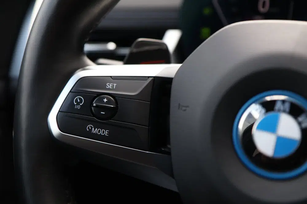 BMW iX1 BMW IX1 EDRIVE20 M sport elekt stoelen 360 uit 2024, foto 12