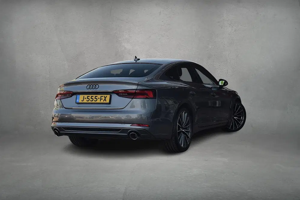 Audi A5 35 TFSI Sport S-line edition uit 2020, foto 3