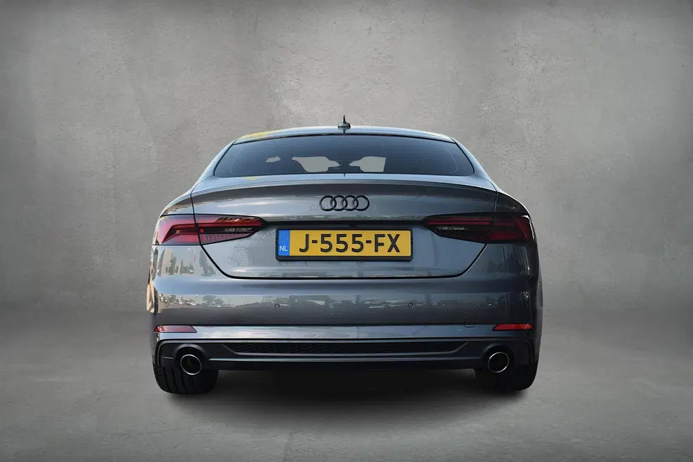 Audi A5 35 TFSI Sport S-line edition uit 2020, foto 9