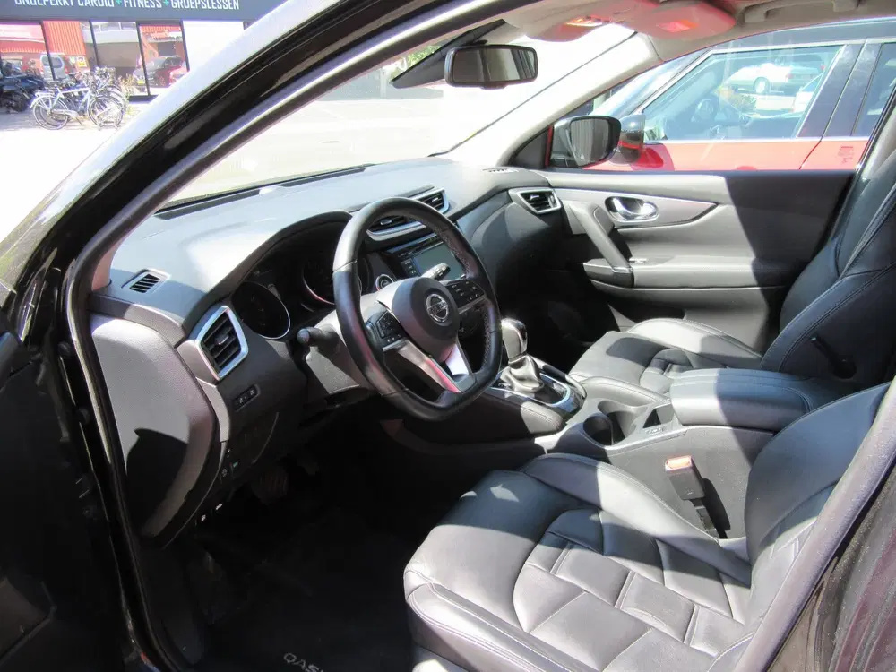 Nissan Qashqai 1.3 DIG-T Premium Edition met trekhaak uit 2021, foto 10