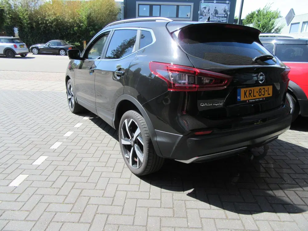 Nissan Qashqai 1.3 DIG-T Premium Edition met trekhaak uit 2021, foto 5