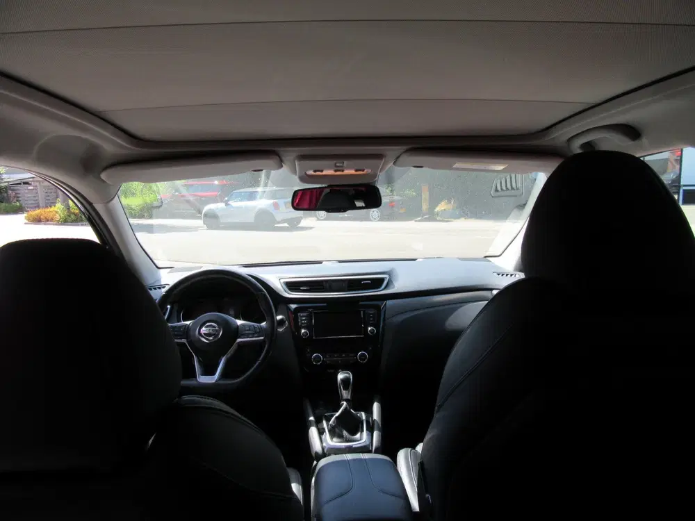 Nissan Qashqai 1.3 DIG-T Premium Edition met trekhaak uit 2021, foto 9