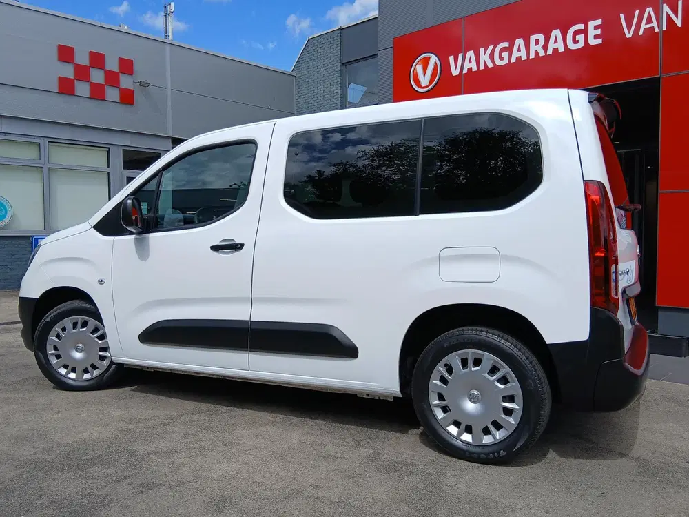 Opel Combo Life L1H1 Edition 50 kWh Camera uit 2022, foto 12