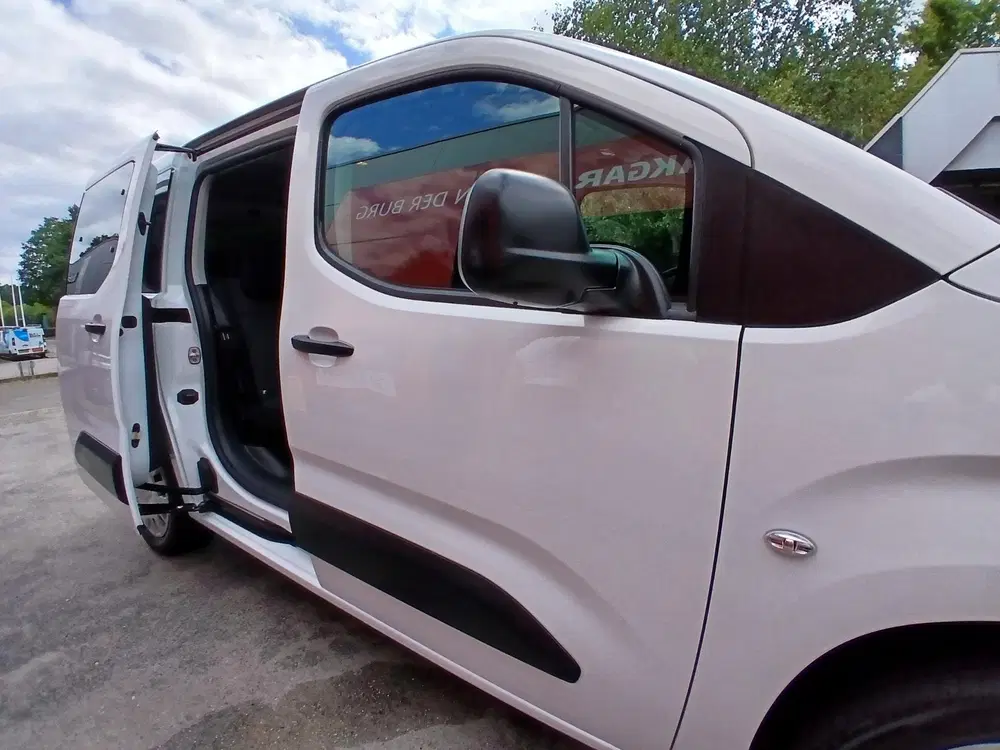 Opel Combo Life L1H1 Edition 50 kWh Camera uit 2022, foto 6