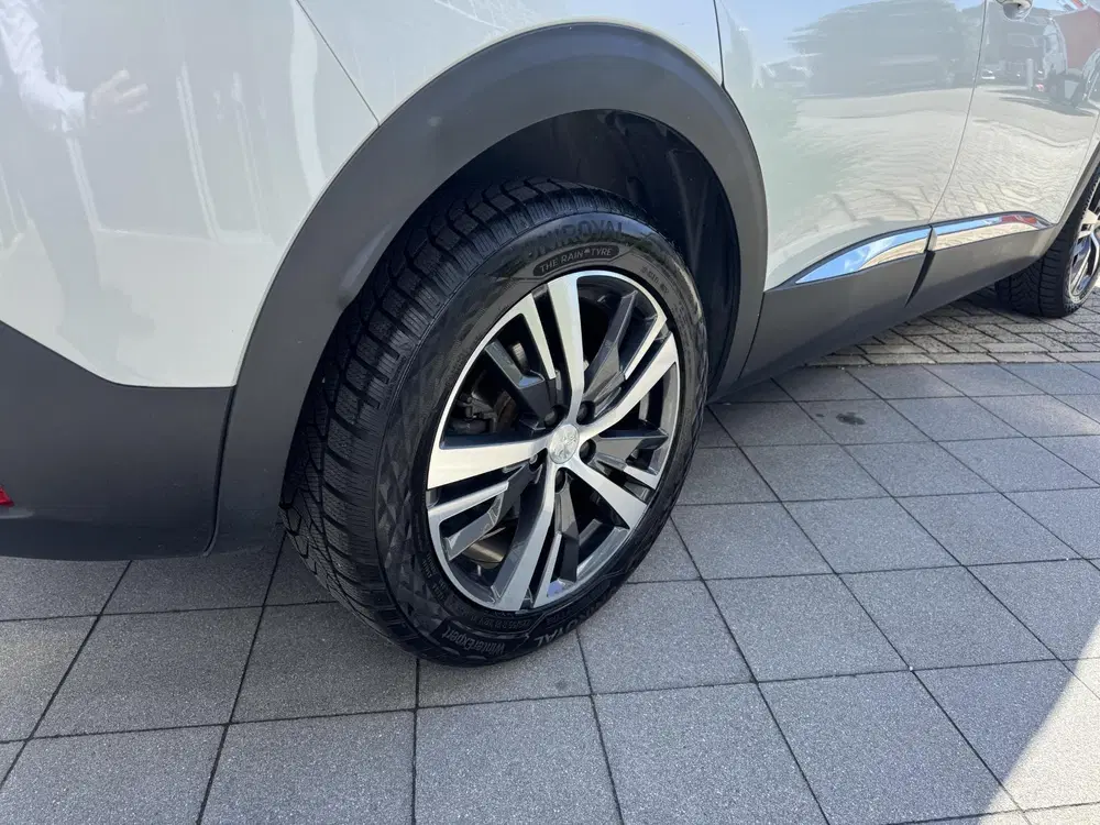 Peugeot 3008 PureTech 130 Allure l Camera l Stoelverwar uit 2021, foto 12