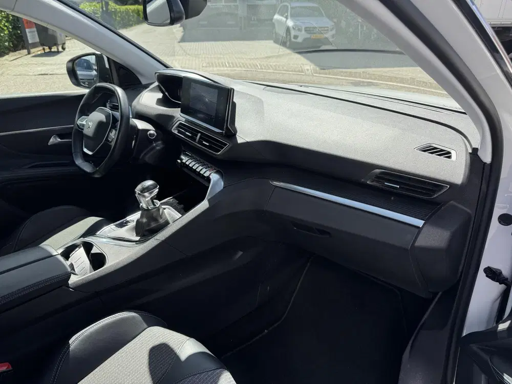Peugeot 3008 PureTech 130 Allure l Camera l Stoelverwar uit 2021, foto 15