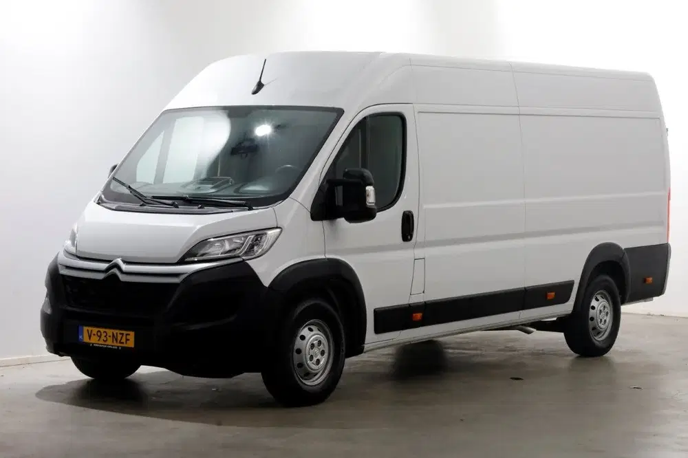 Citroën Jumper 2.2 BlueHDi 165pk L4H2 Airco uit 2024, foto 8