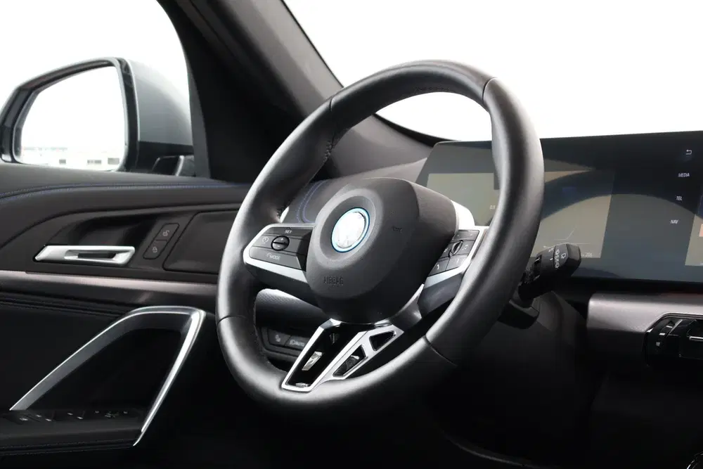 BMW iX1 eDrive20 67 kWh M Sport Edition uit 2025, foto 11