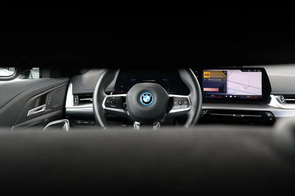 BMW iX1 eDrive20 67 kWh M Sport Edition uit 2025, foto 14